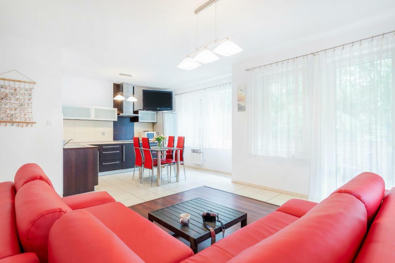 Apartamenty Morskie Oko By Noclegi Renters Miedzyzdroje Kültér fotó